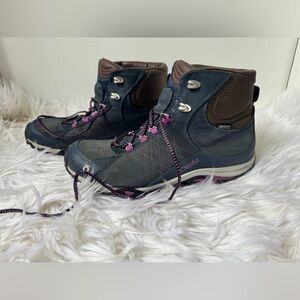 Oboz Women's Sapphire Hiking Boots